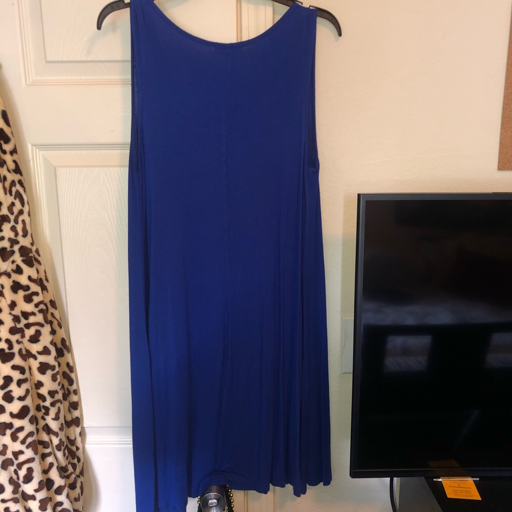 Blue & White Dress - Picture 4 of 4